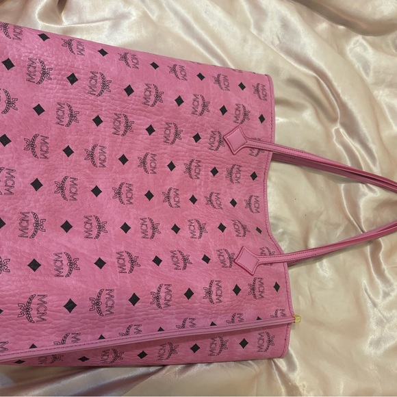 MCM Pink Visetos Shopper Tote Bag - Picture 2 of 6